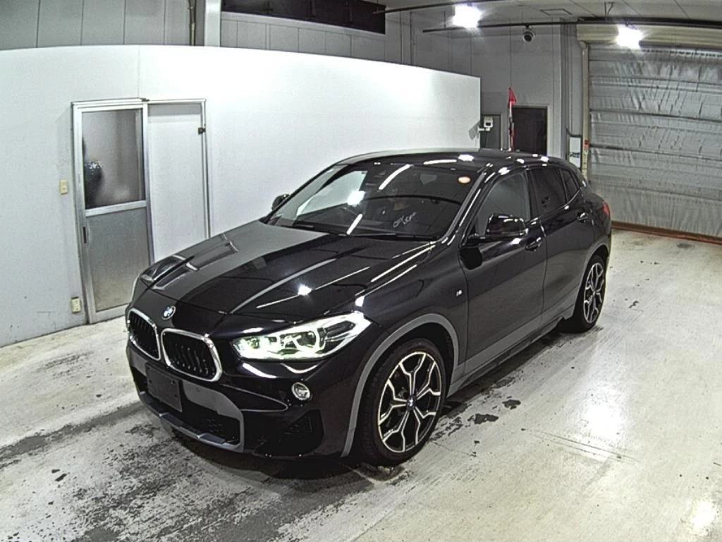 BMW X2  с аукциона в Японии