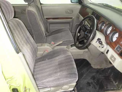 NISSAN RASHEEN