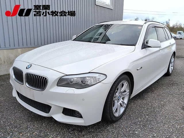 BMW 5-Series 2012
