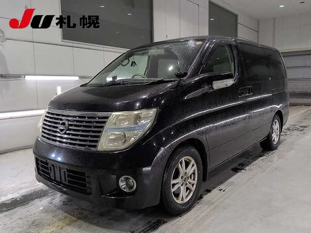 Nissan Elgrand 2010