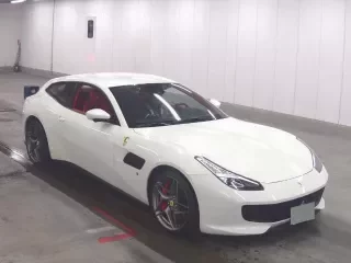 FERRARI GTC4LUSSO
