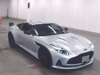 ASTON MARTIN DB12