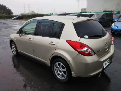 Nissan Tiida