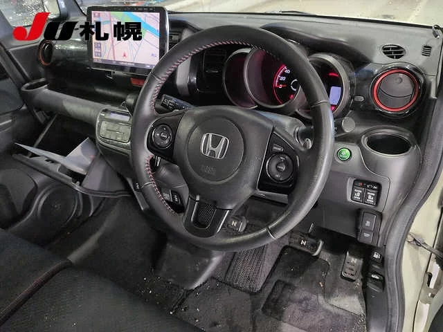 Honda N-Box  с аукциона в Японии