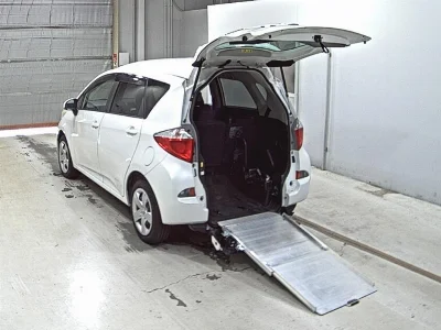 TOYOTA RACTIS