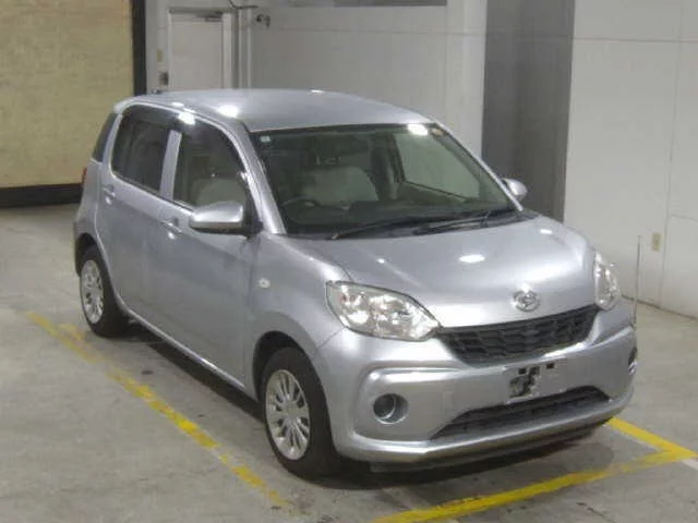 Daihatsu Boon 2016