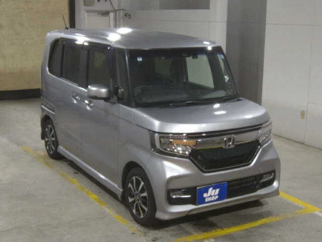 Honda N-Box 2017