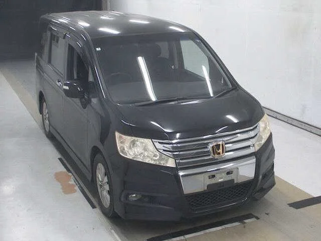Honda Stepwgn 2012