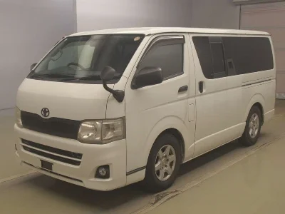 TOYOTA REGIUS VAN