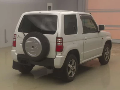Mitsubishi Pajero Mini