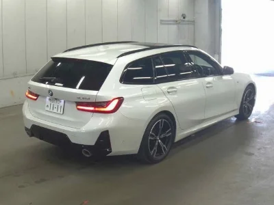 BMW 3 SERIES