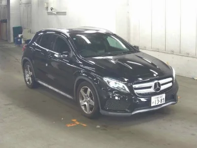 MERCEDES BENZ GLA