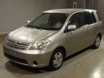 TOYOTA RAUM