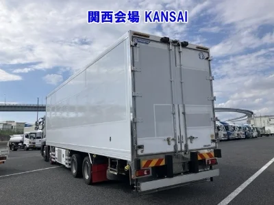 NISSAN DIESEL (UD) QUON