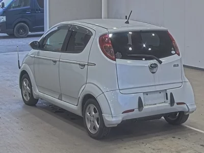 Subaru R2
