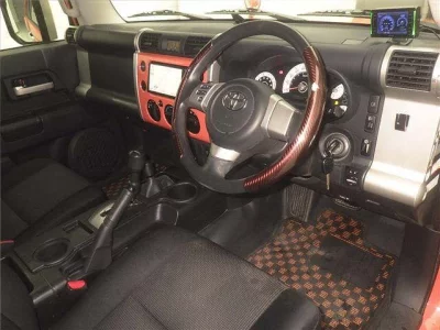 TOYOTA FJ CRUISER