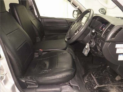 TOYOTA REGIUS ACE VAN
