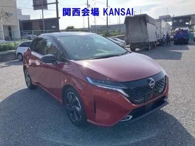 NISSAN AURA
