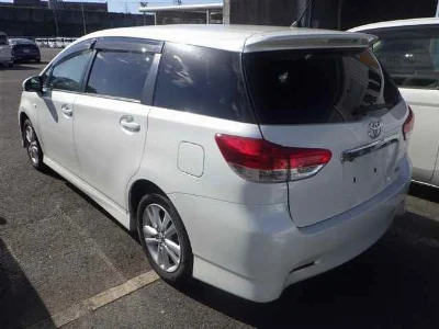 TOYOTA WISH