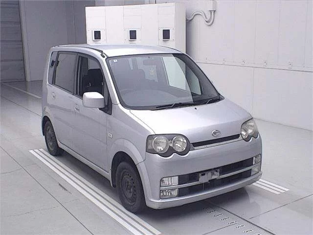 Daihatsu Move 2004
