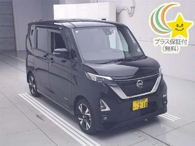 NISSAN ROOX