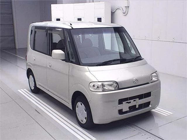Daihatsu Tanto 2003