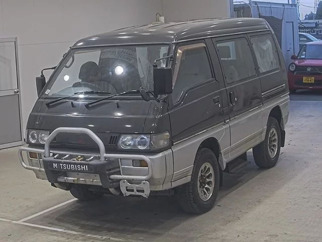 Mitsubishi Delica 1993