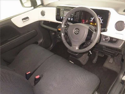 SUZUKI MRWAGON