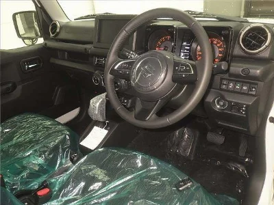 SUZUKI JIMNY NOMADE
