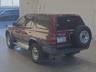 TOYOTA HILUX SURF