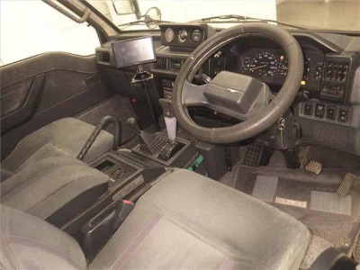 MITSUBISHI DELICA WAGON