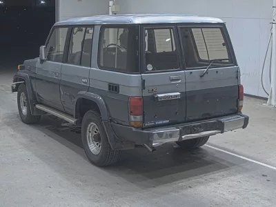 Toyota Land Cruiser
