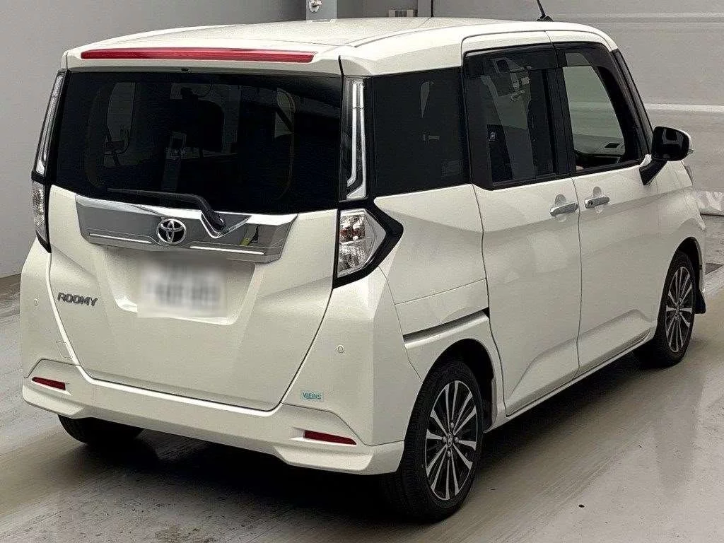 Toyota Roomy 2023