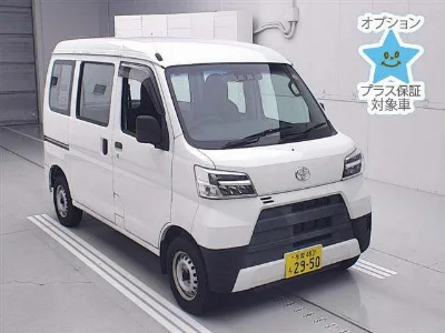 TOYOTA PIXIS VAN