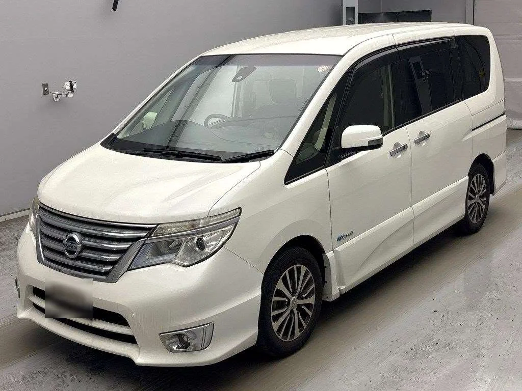 Nissan Serena 2014