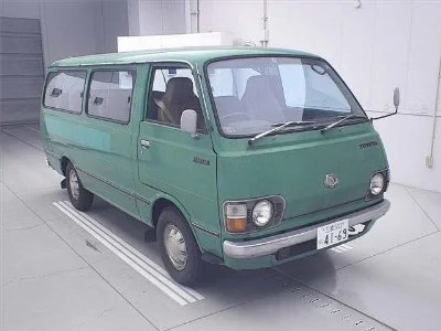 TOYOTA HIACE