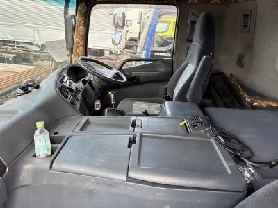 MITSUBISHI FUSO SUPER GREAT