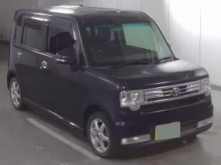 TOYOTA PIXIS SPACE