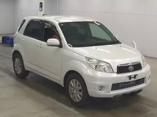 TOYOTA RUSH