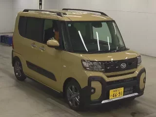 DAIHATSU TANTO FUN CROSS