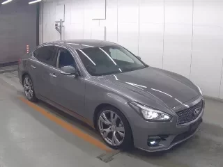 NISSAN FUGA