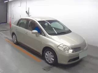 NISSAN TIIDA LATIO