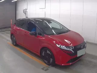 NISSAN AURA