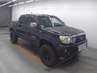 TOYOTA TACOMA