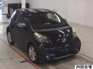 TOYOTA IQ