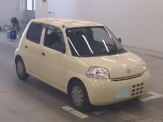 DAIHATSU ESSE