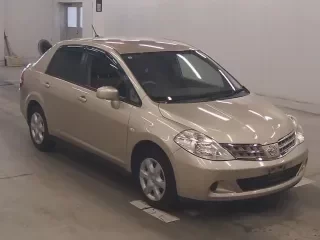 NISSAN TIIDA LATIO