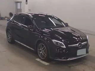 MERCEDES BENZ AMG GLA