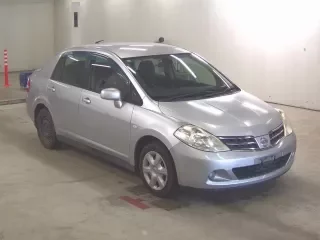 NISSAN TIIDA LATIO