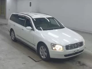 NISSAN STAGEA